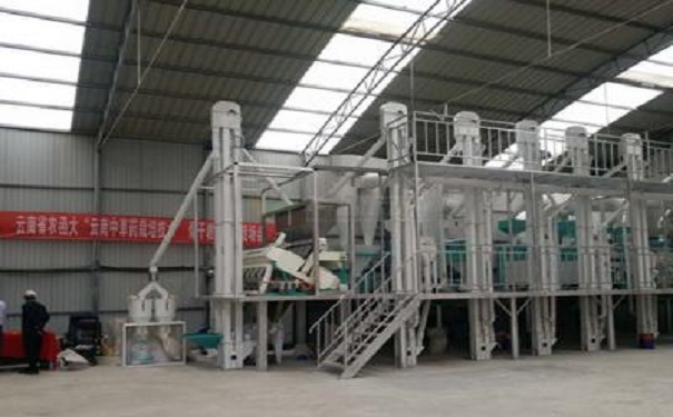 <a href=http://www.belaedu.com.cn/product/6/ target=_blank class=infotextkey>玉米加工設備</a>